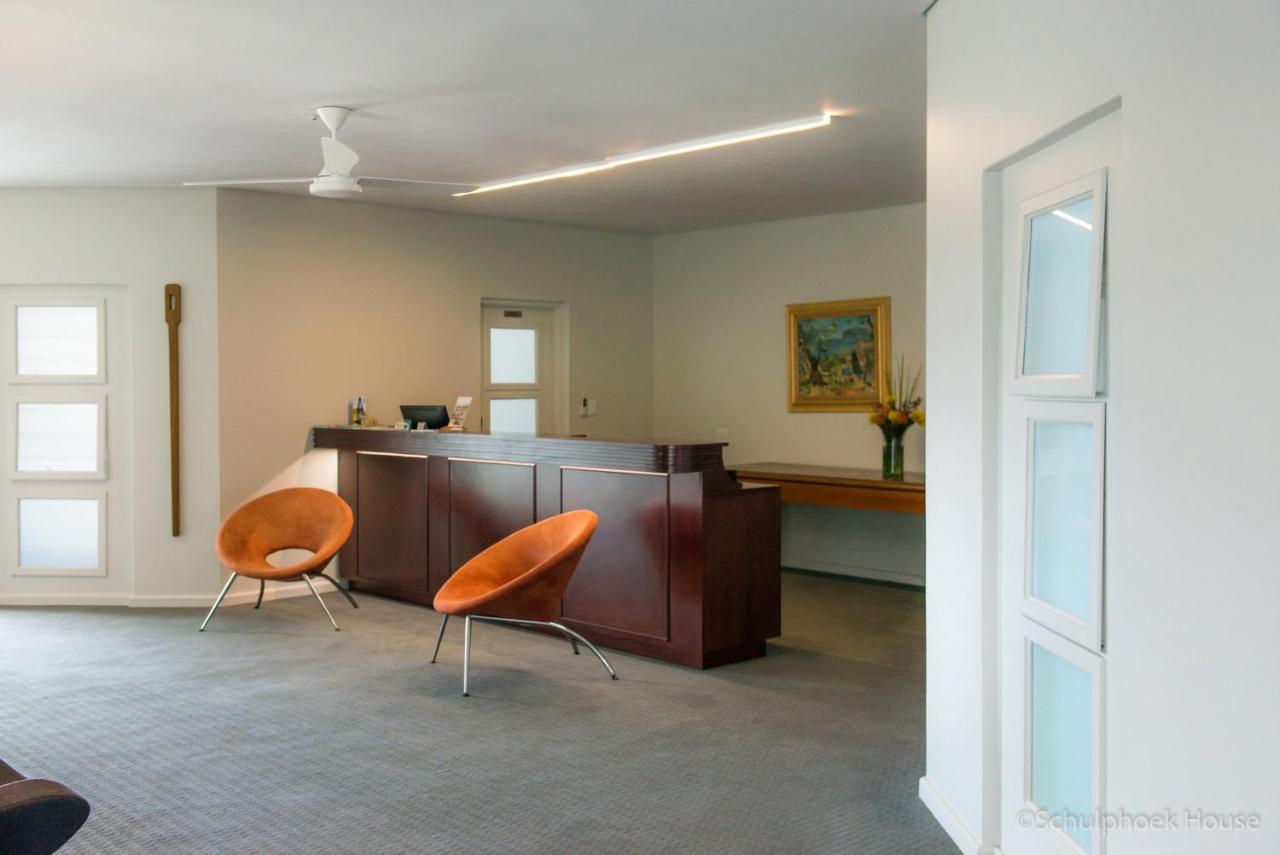 Schulphoek Seafront House Hermanus Eksteriør billede Interior of the Center for Contemporary Architecture